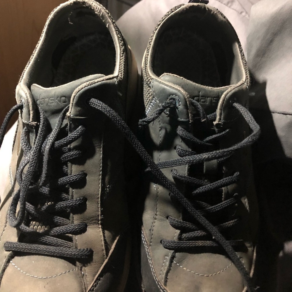 Dansko Paisley Milled Nubuck Navy Blue Size 40 (9.5)